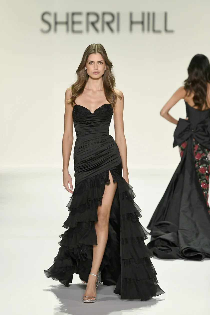 Sherri Hill 57874 74-343 / Black / 8