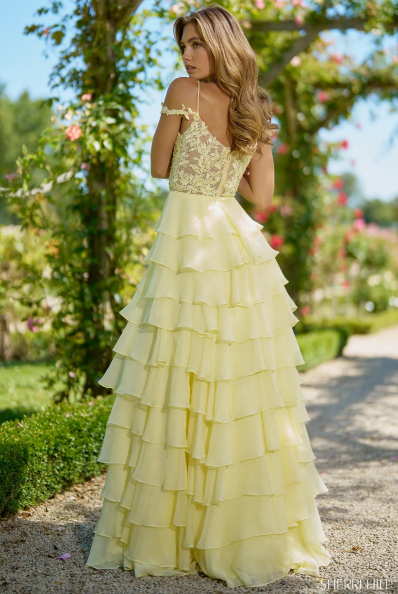 Sherri Hill 56868 75-048 / Emerald / 10 Sherri Hill 56868 75-048 / Emerald / 10