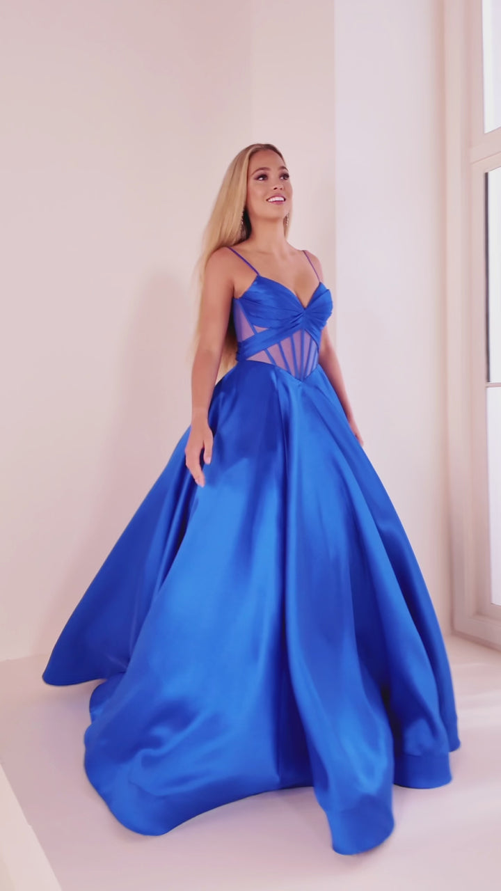 Ellie Wilde EW36073